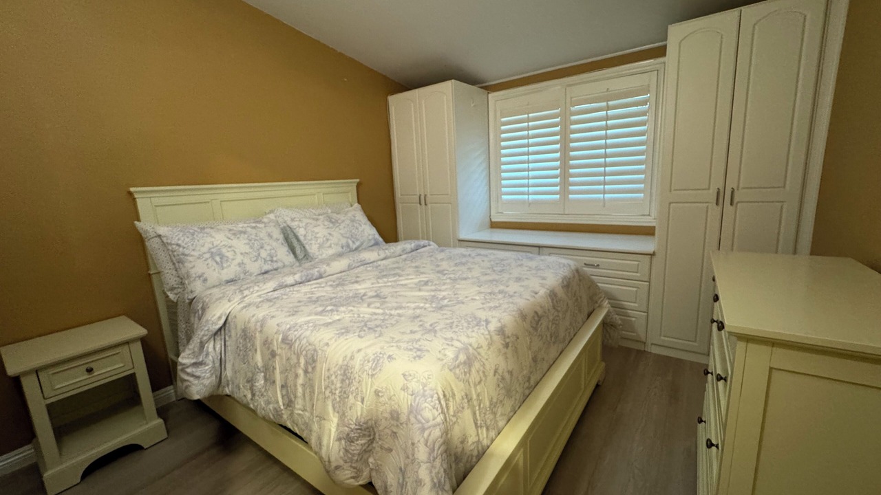 Photo of Bedroom in Sherwood Forest and Thistle Development