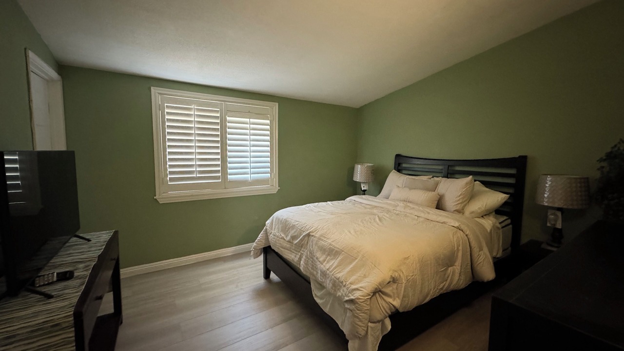 Photo of Bedroom in Sherwood Forest and Thistle Development