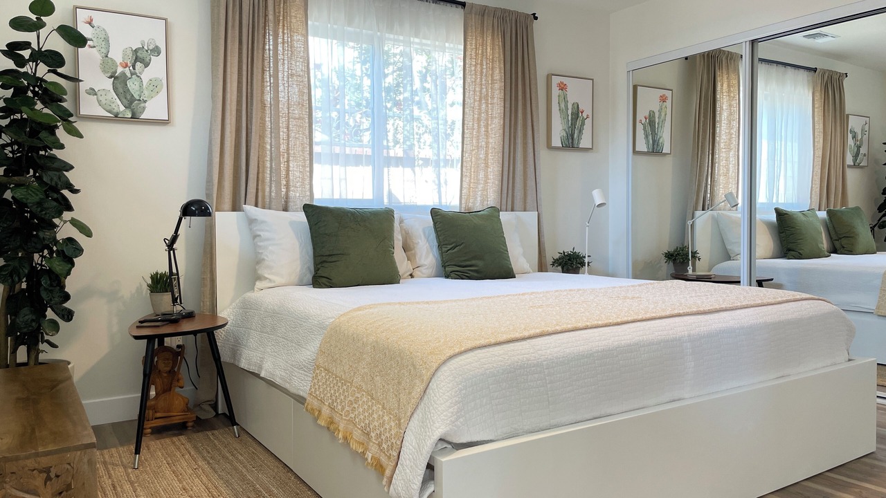 Photo of Bedroom in Boyle Heights