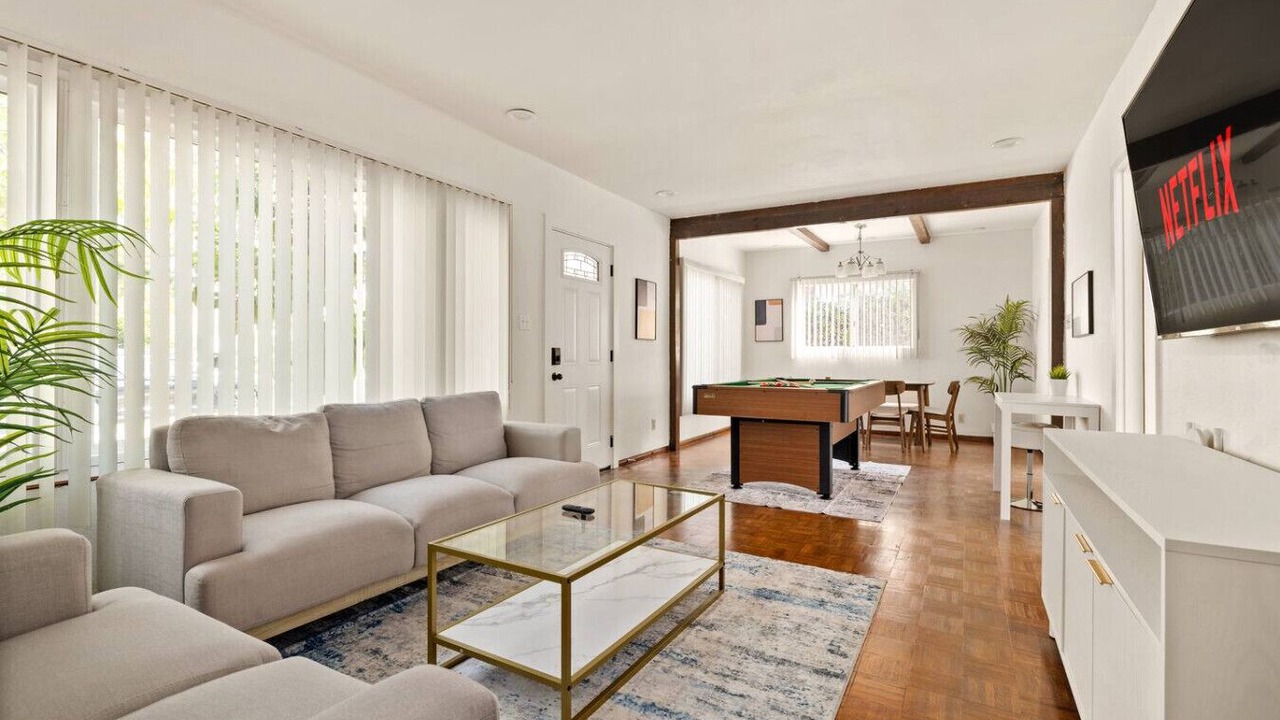 Photo of Livingroom in Glendale