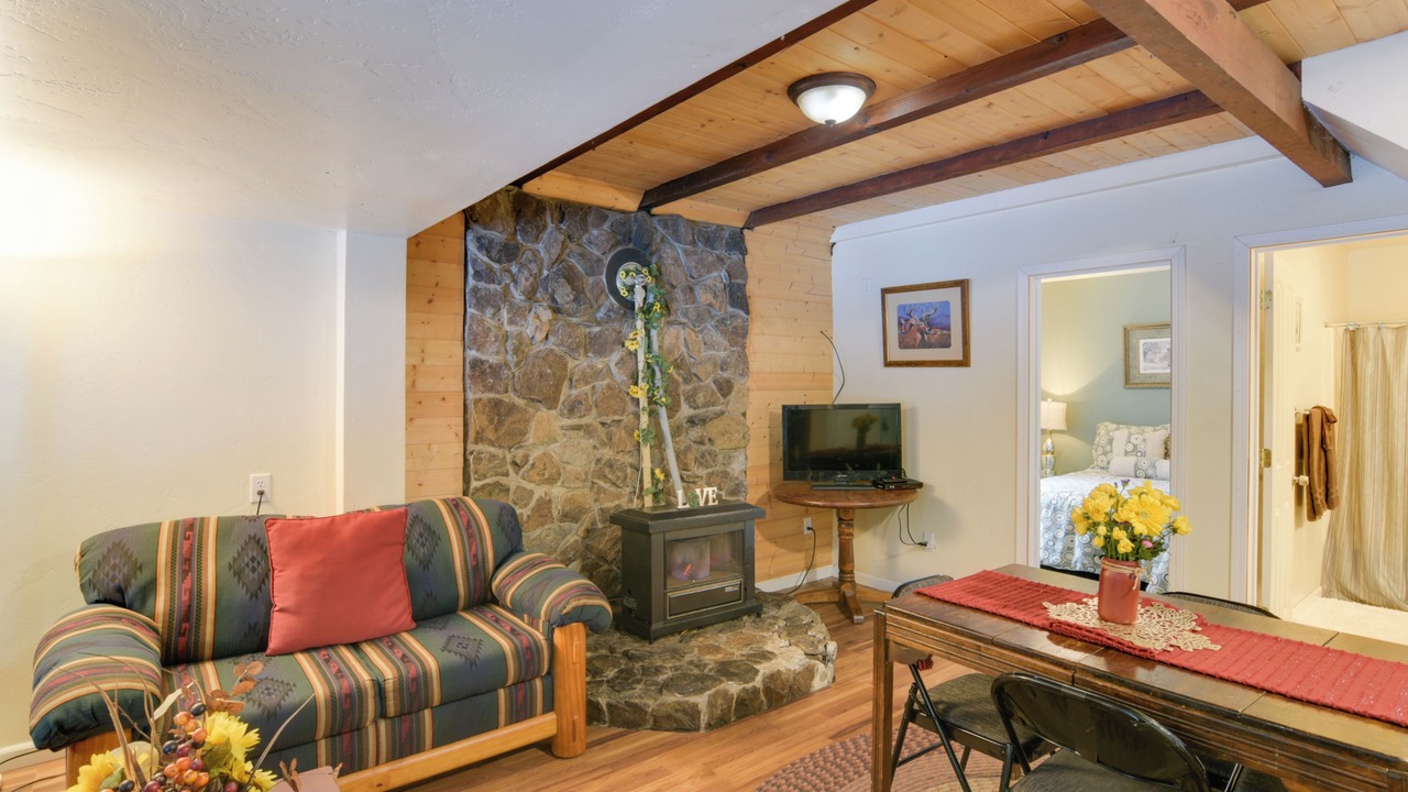 Photo of Livingroom in Butte Meadows