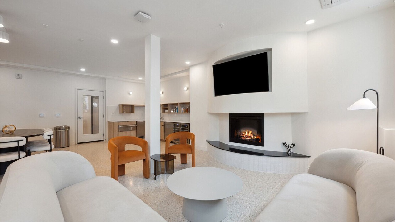Photo of Livingroom in Sawtelle
