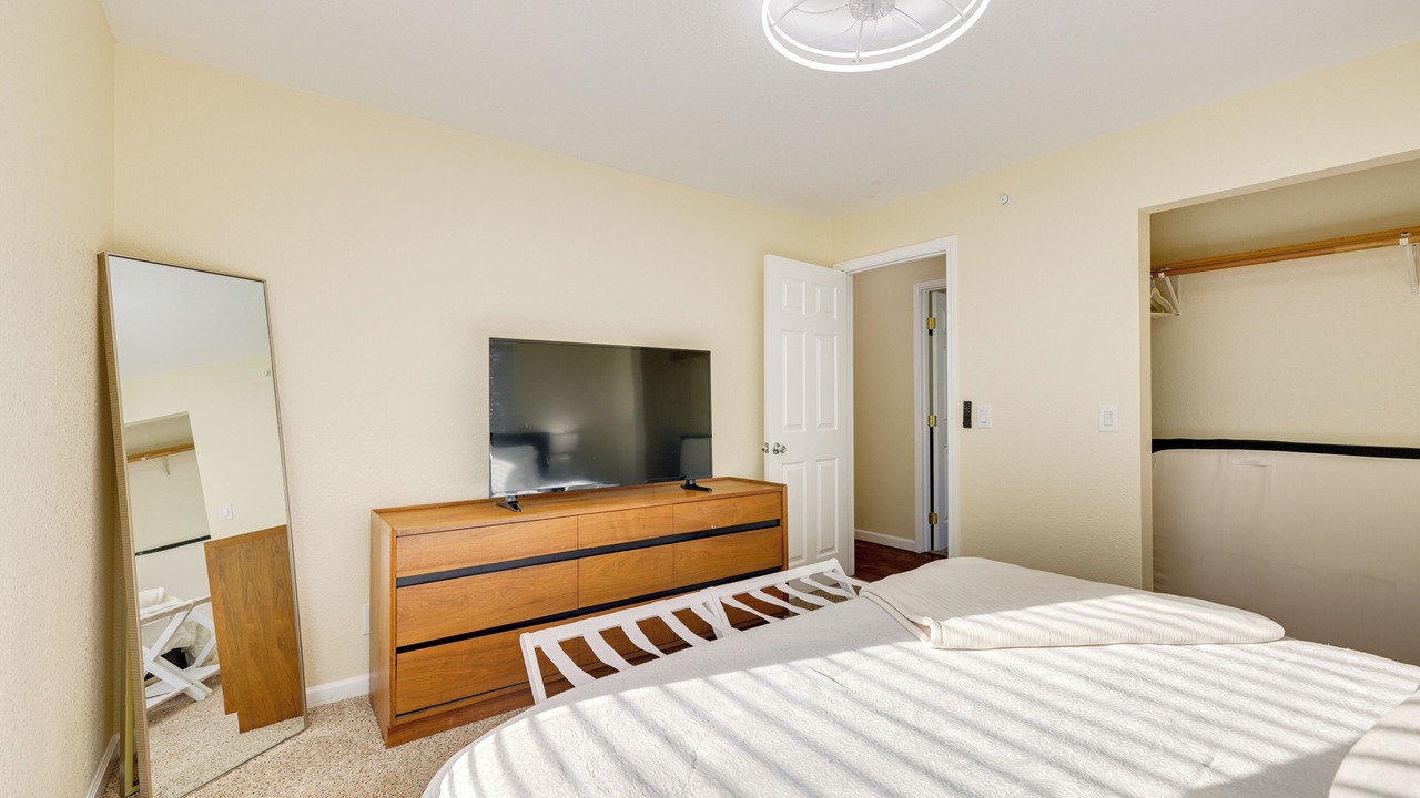 Photo of Bedroom in Hathaway Pines