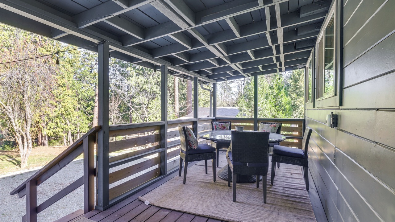 Photo of Outdoor in Hathaway Pines