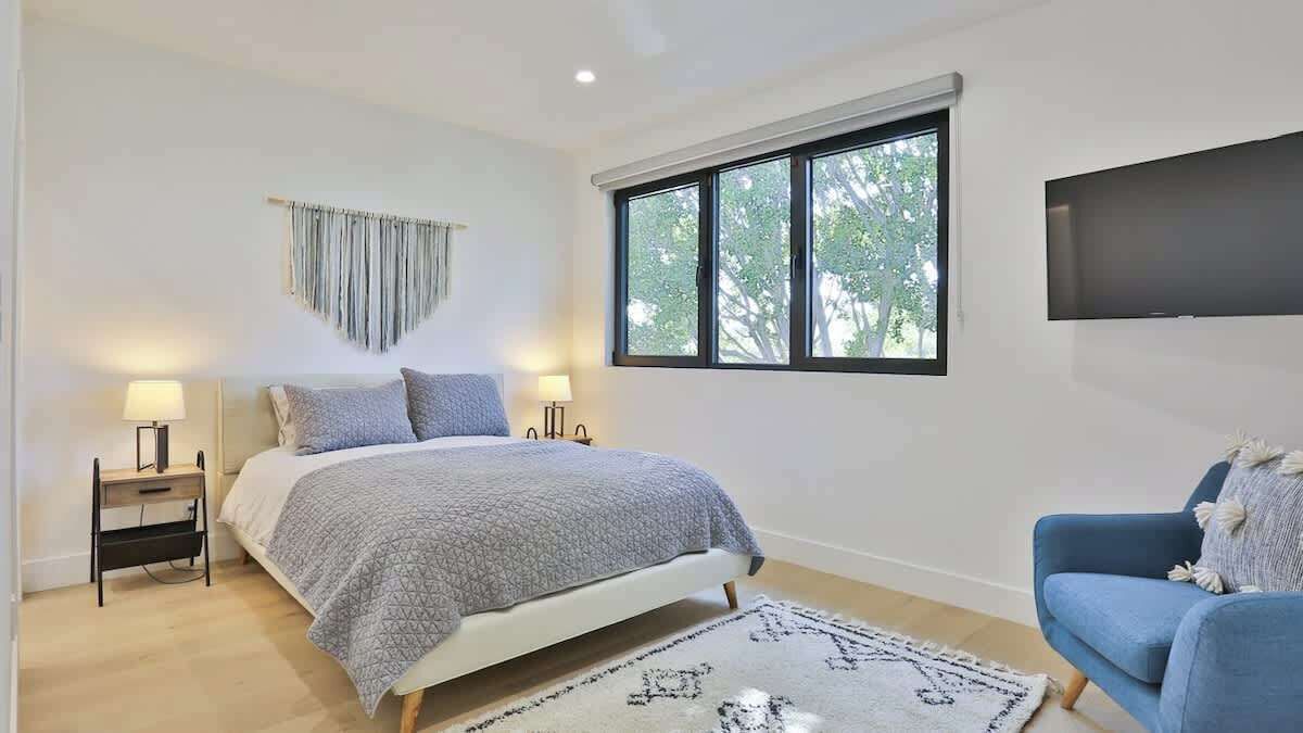 Photo of Bedroom in Mid-Wilshire