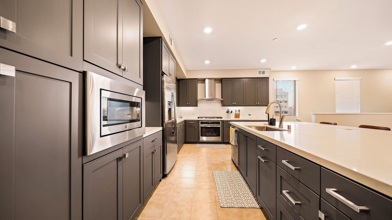 Photo of Kitchen in Airport Area
