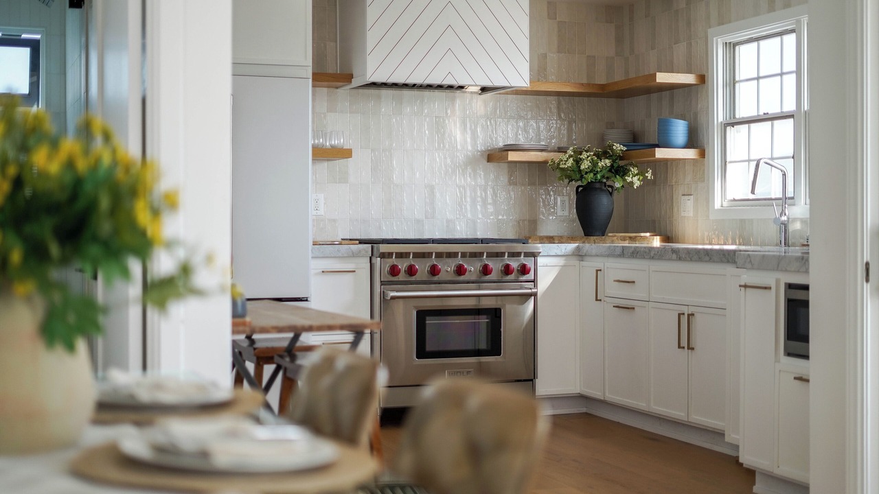 Photo of Kitchen in Peninsula