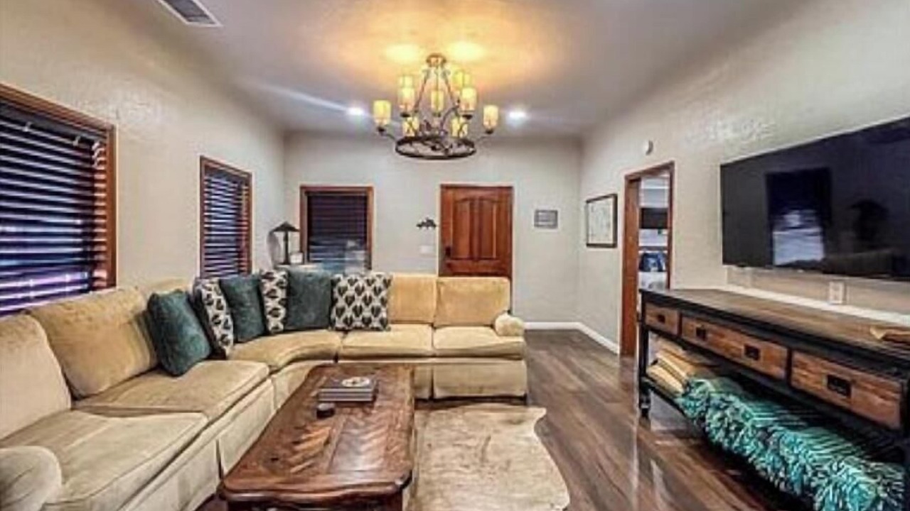 Photo of Livingroom in Needles
