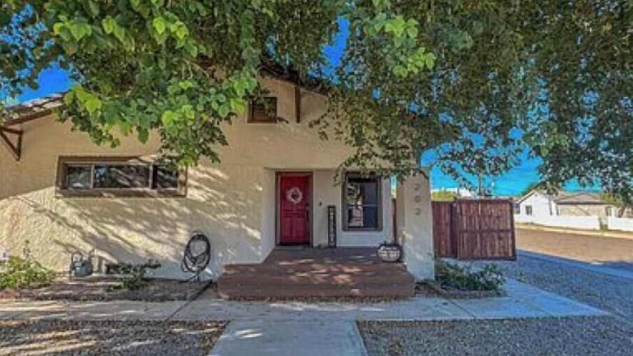 Photo of Outdoor in Needles