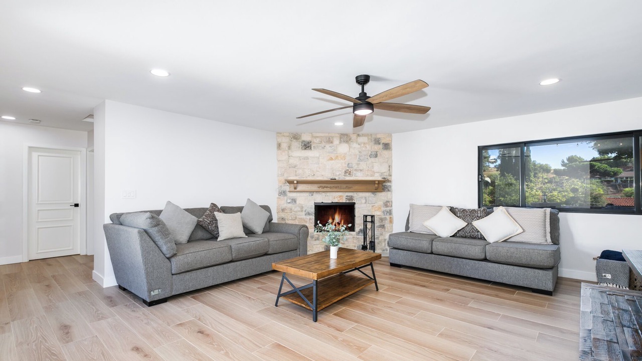 Photo of Livingroom in Jamul