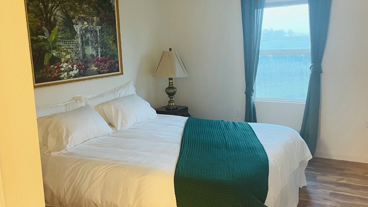 Photo of Bedroom in Victor