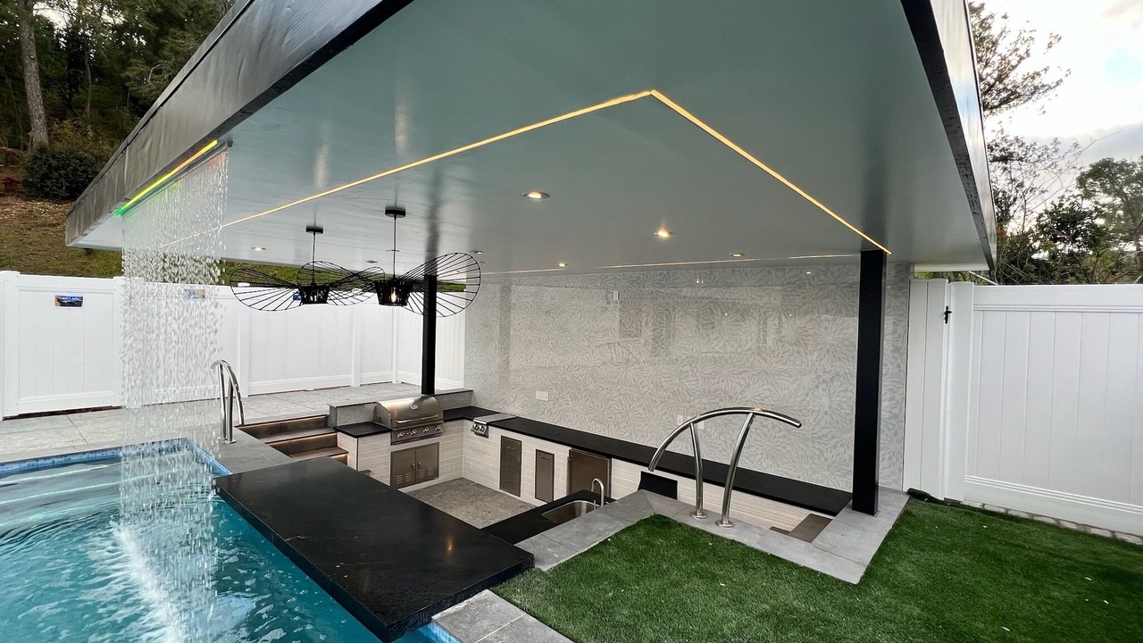 Photo of Outdoor in Northridge
