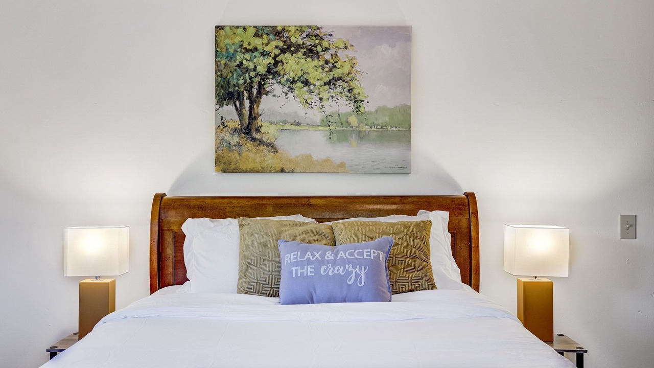 Photo of Bedroom in Santa Rosa