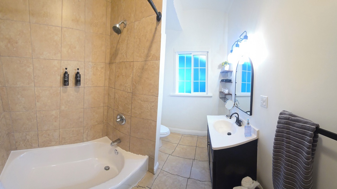 Photo of Bathroom in South Wrigley