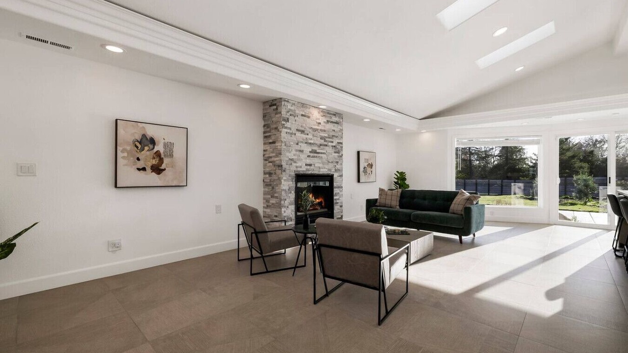 Photo of Livingroom in Granite Bay