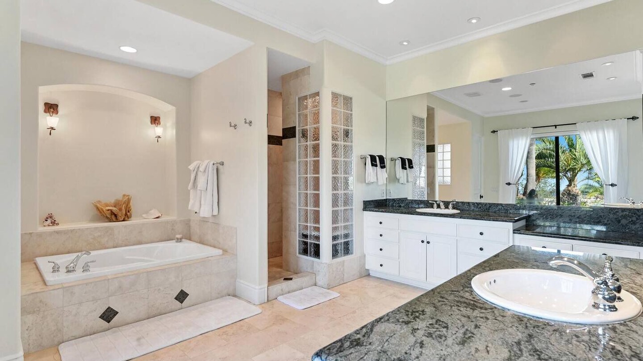 Photo of Bathroom in North Ridge