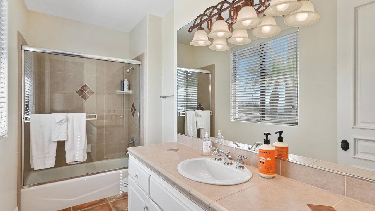 Photo of Bathroom in North Ridge