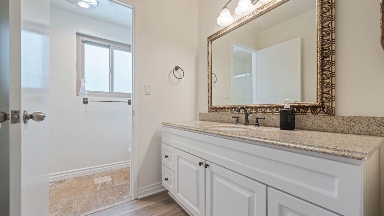 Photo of Bathroom in Sunland-Tujunga