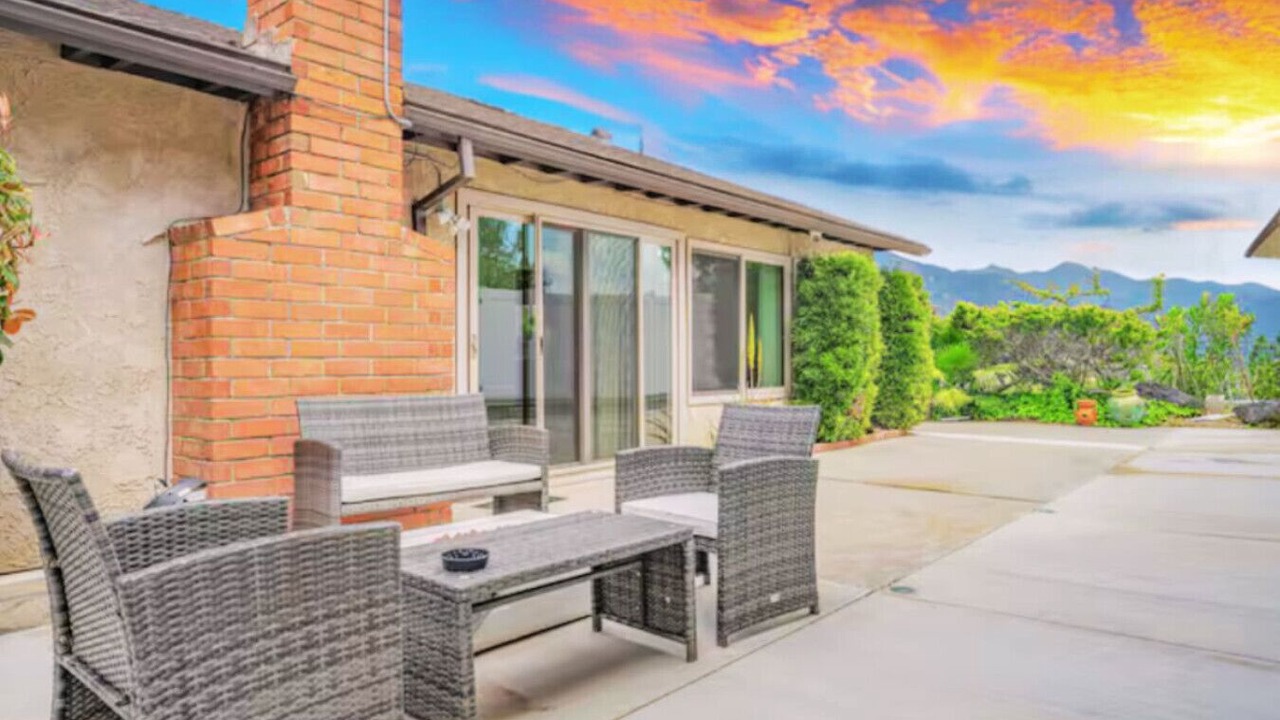 Photo of Patio Balcony in Sunland-Tujunga