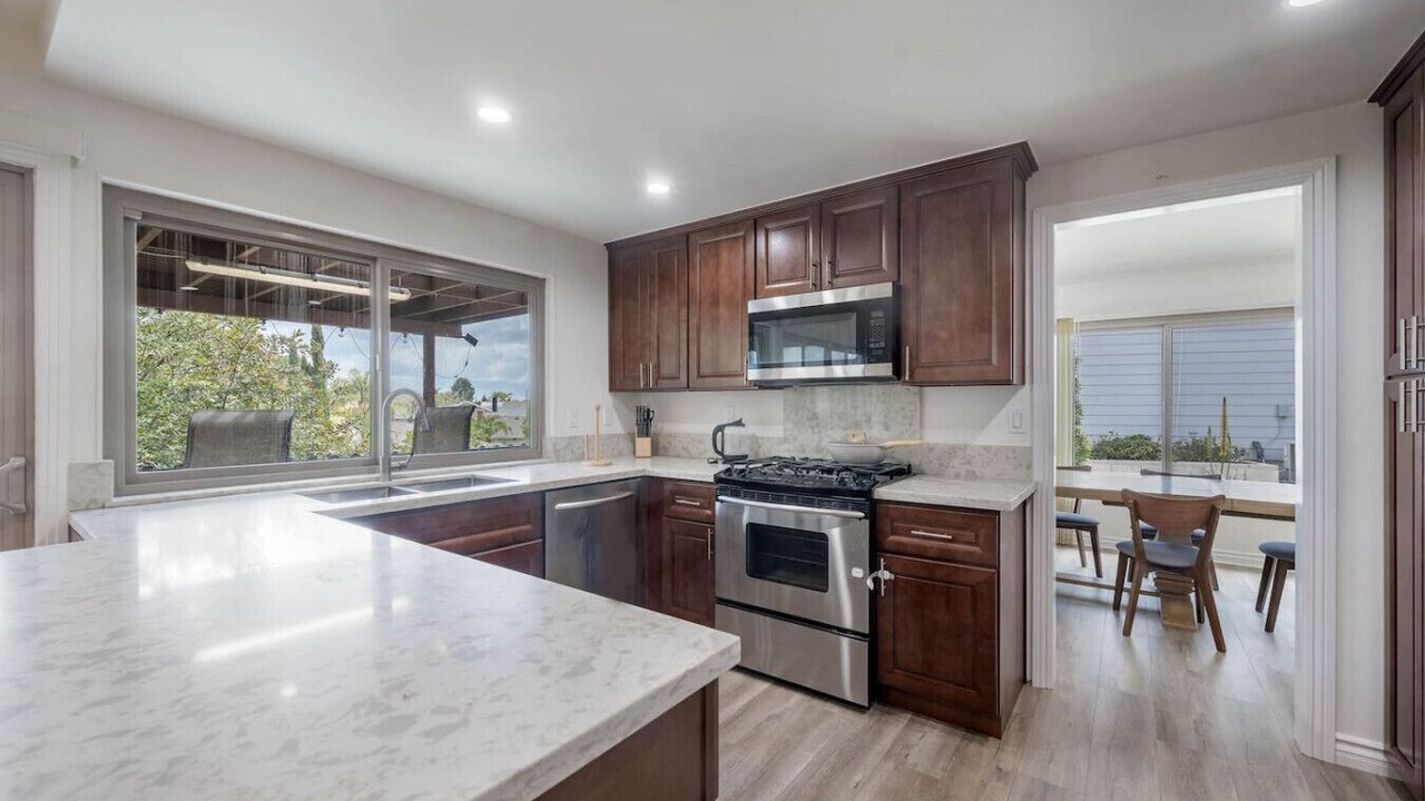 Photo of Kitchen in Sunland-Tujunga