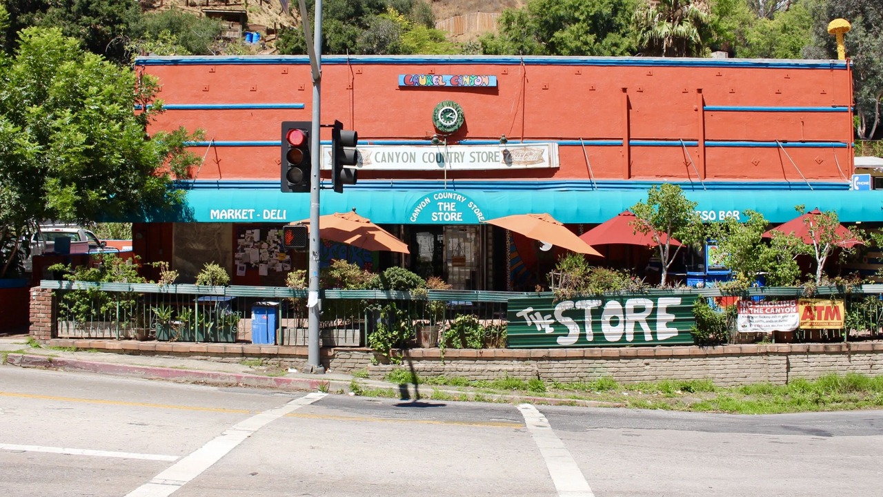 Photo of Others in La Brea
