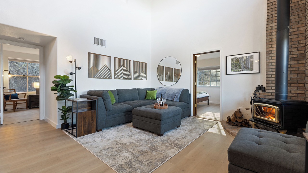 Photo of Livingroom in Julian