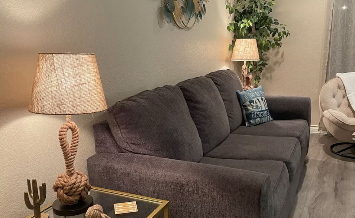 Photo of Livingroom in Silver Lakes Country Club
