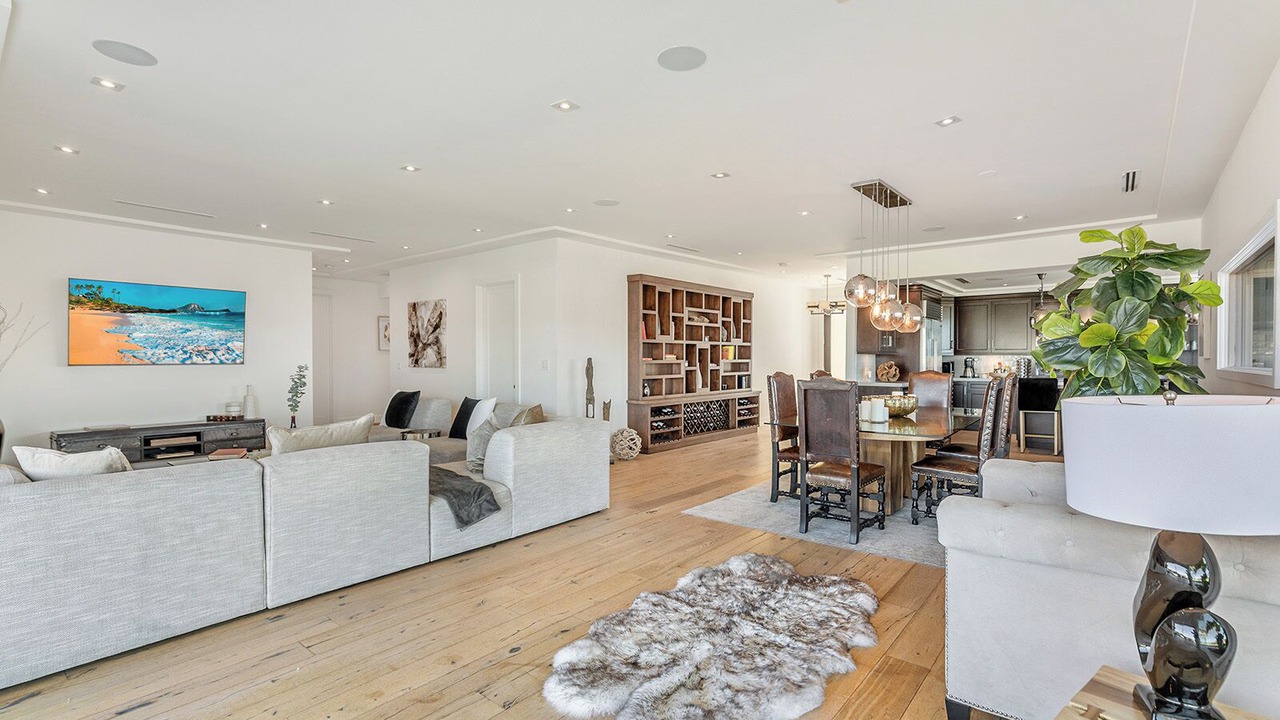 Photo of Livingroom in Studio City