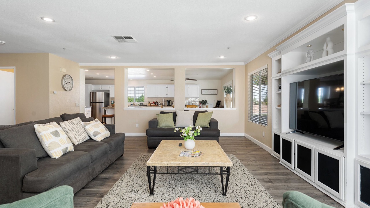 Photo of Livingroom in Loma Linda