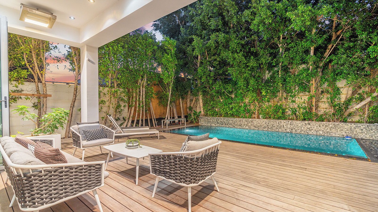 Photo of Outdoor in La Brea