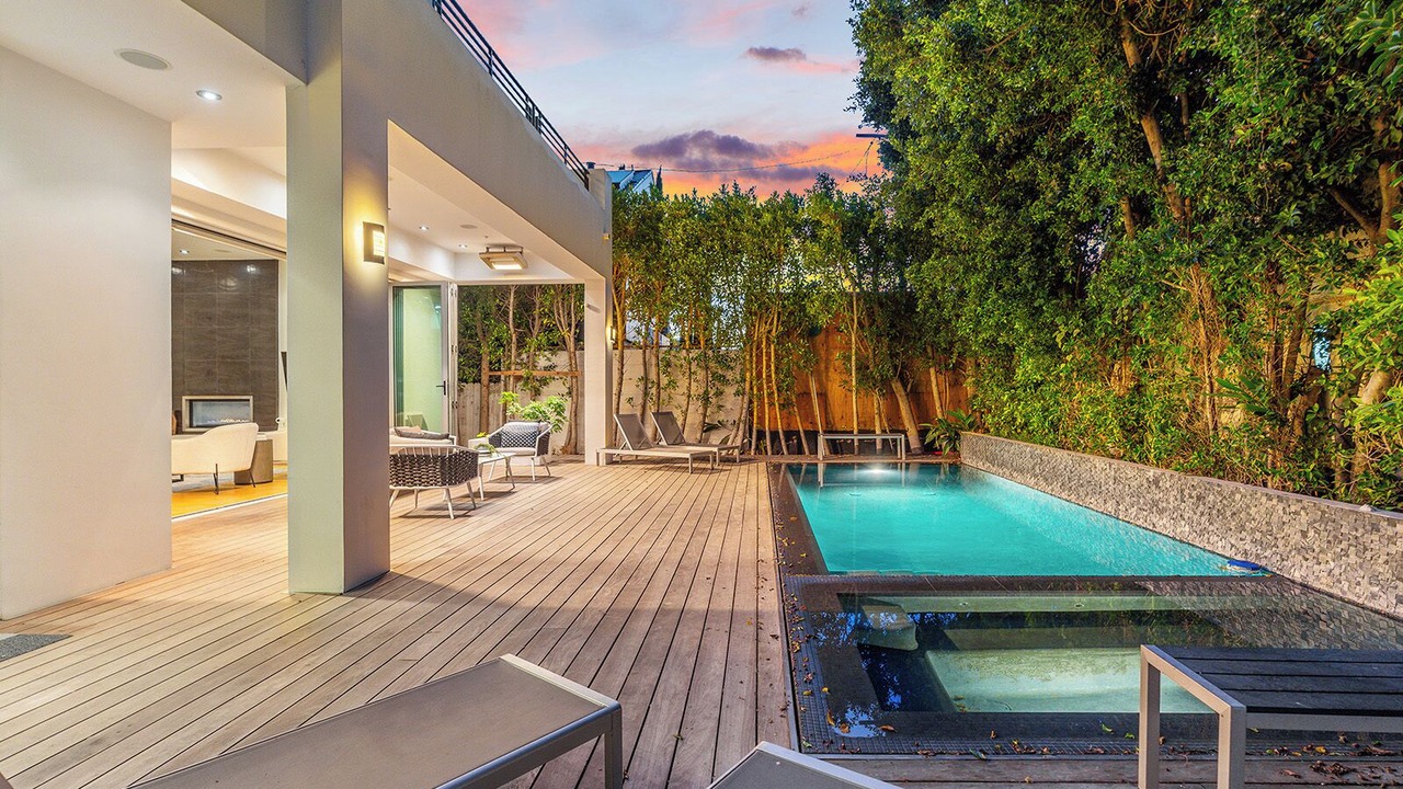 Photo of Outdoor in La Brea