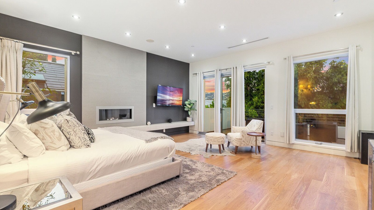 Photo of Bedroom in La Brea