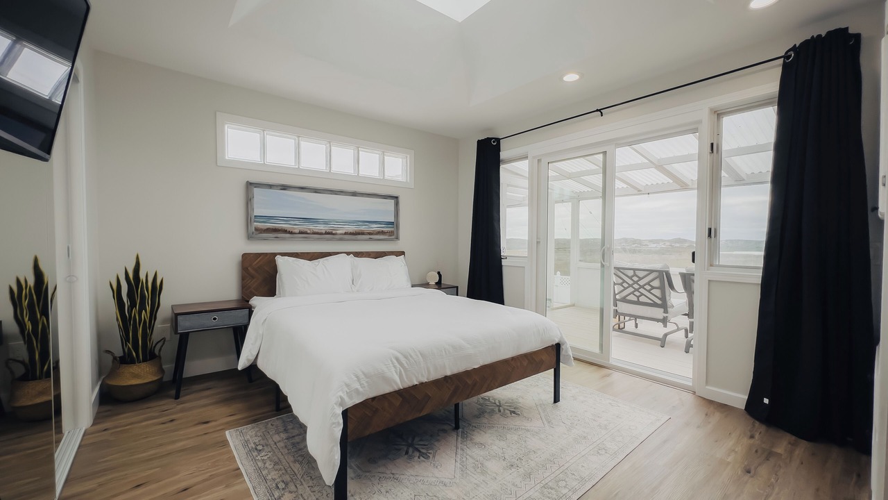 Photo of Bedroom in Moss Landing