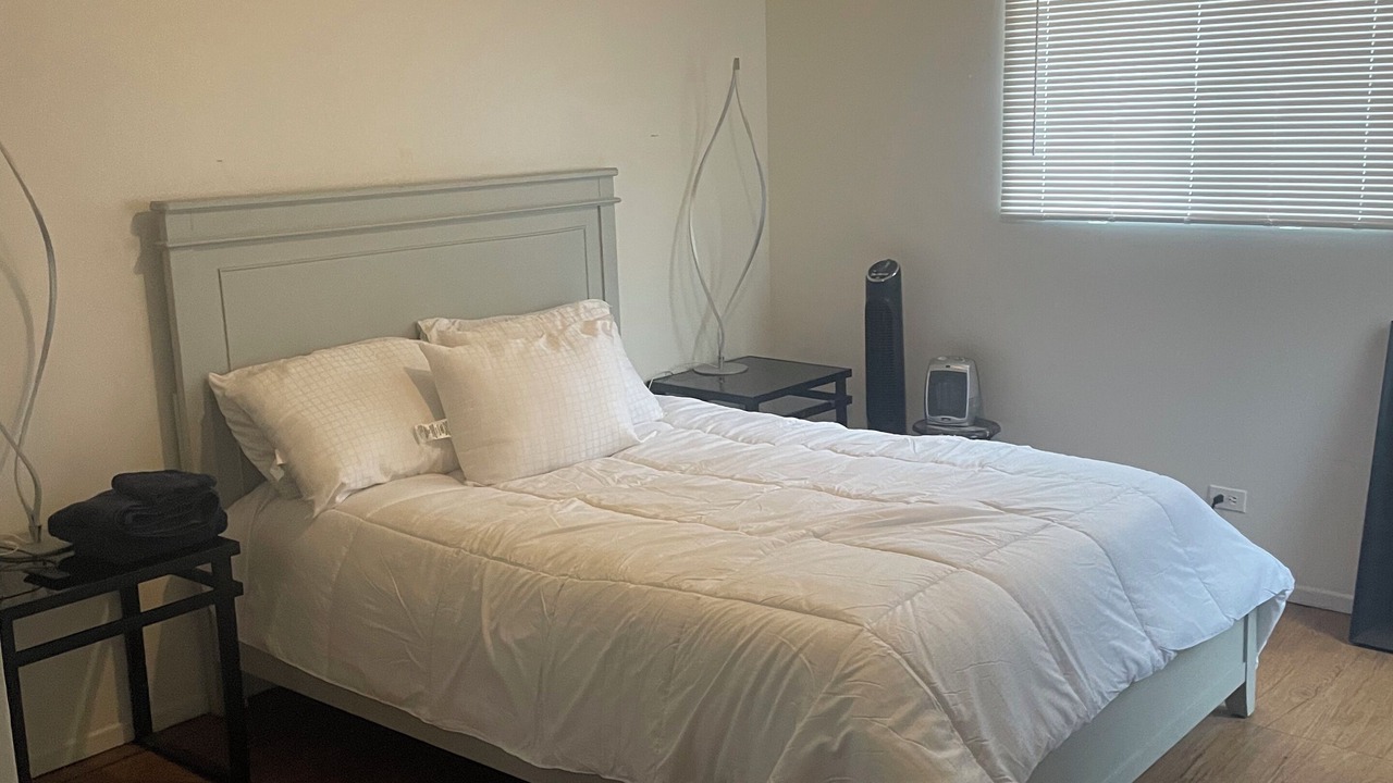 Photo of Bedroom in Inglewood