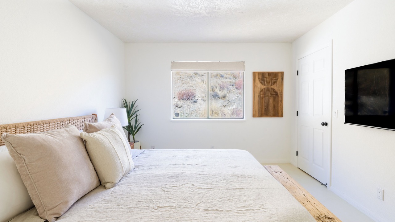 Photo of Bedroom in Morongo Valley