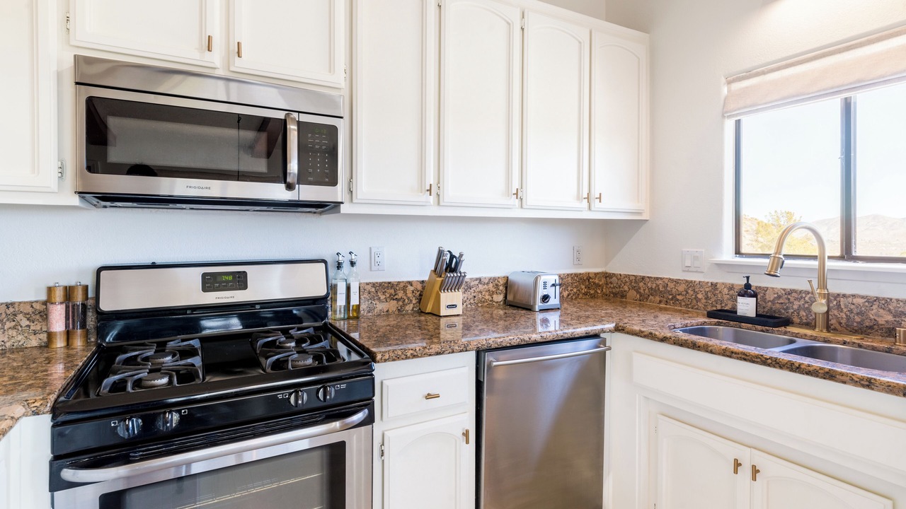 Photo of Kitchen in Morongo Valley