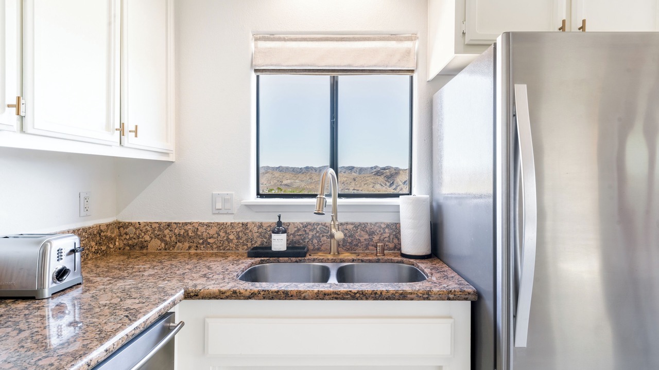 Photo of Kitchen in Morongo Valley