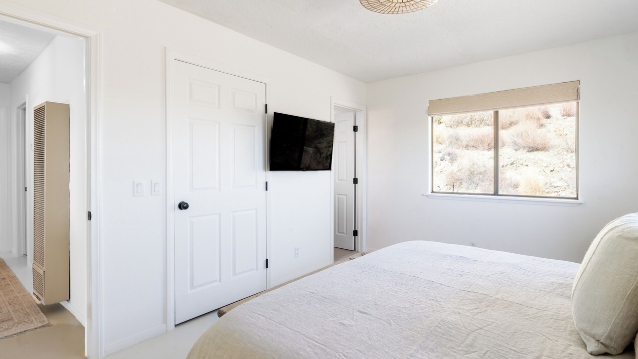 Photo of Bedroom in Morongo Valley