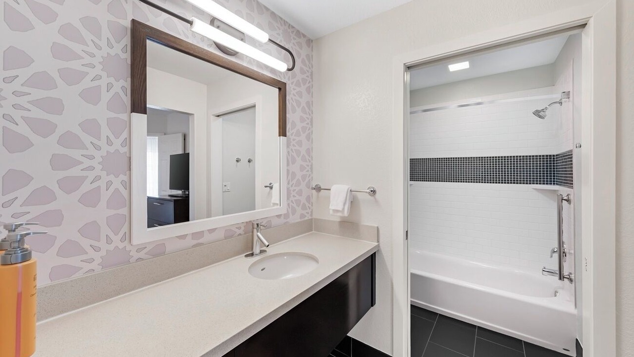 Photo of Bathroom in Chatsworth