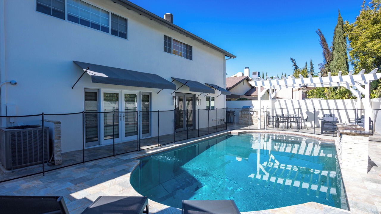 Photo of Outdoor in Valley Village