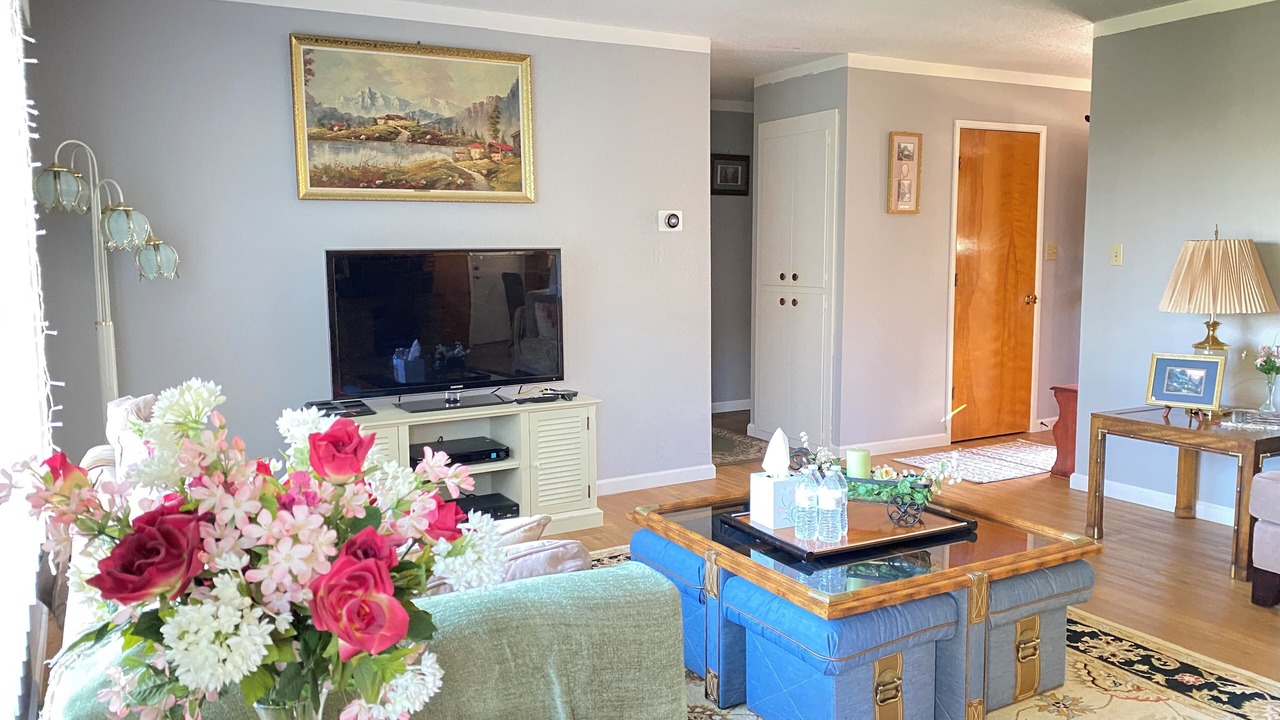 Photo of Livingroom in Granite Bay