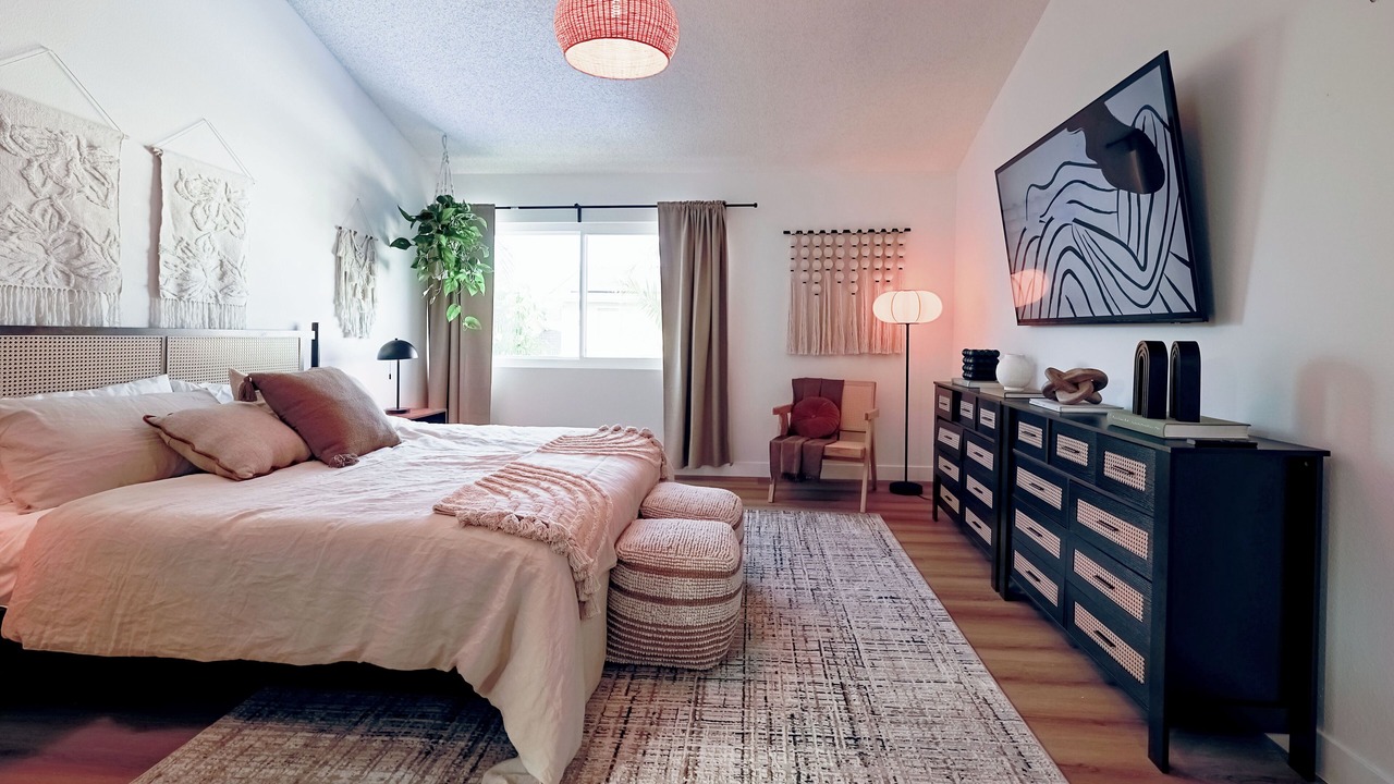Photo of Bedroom in Huntington Beach