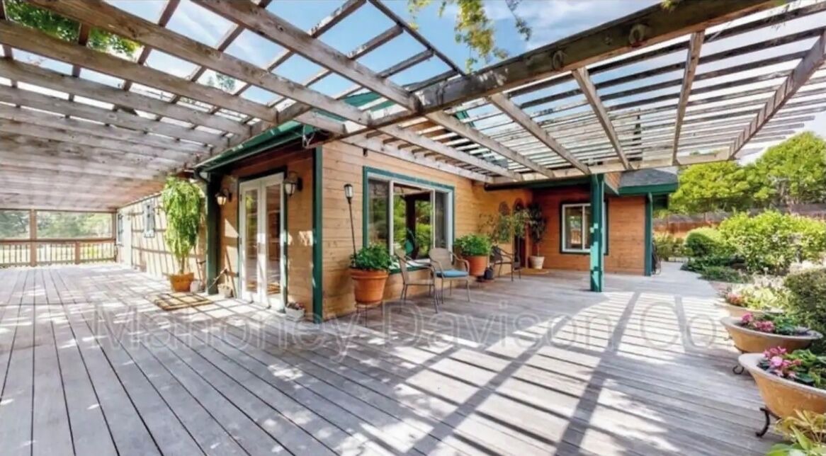 Photo of Patio Balcony in Petaluma