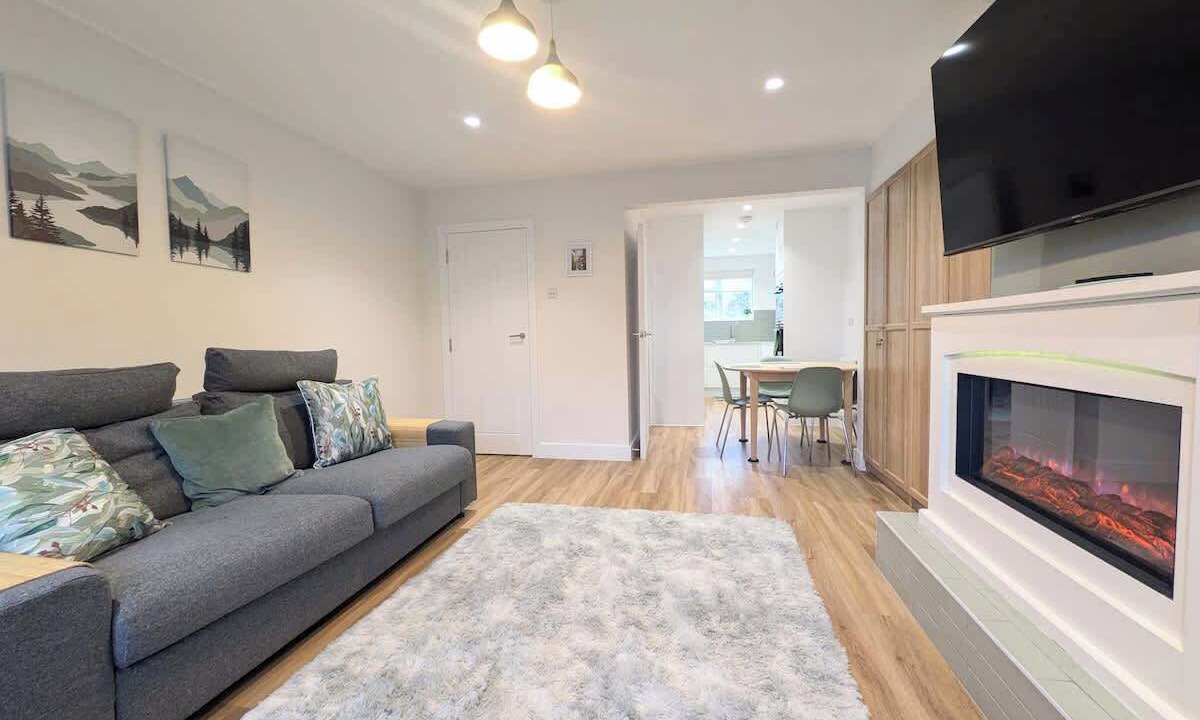 Photo of Livingroom in North Finchley