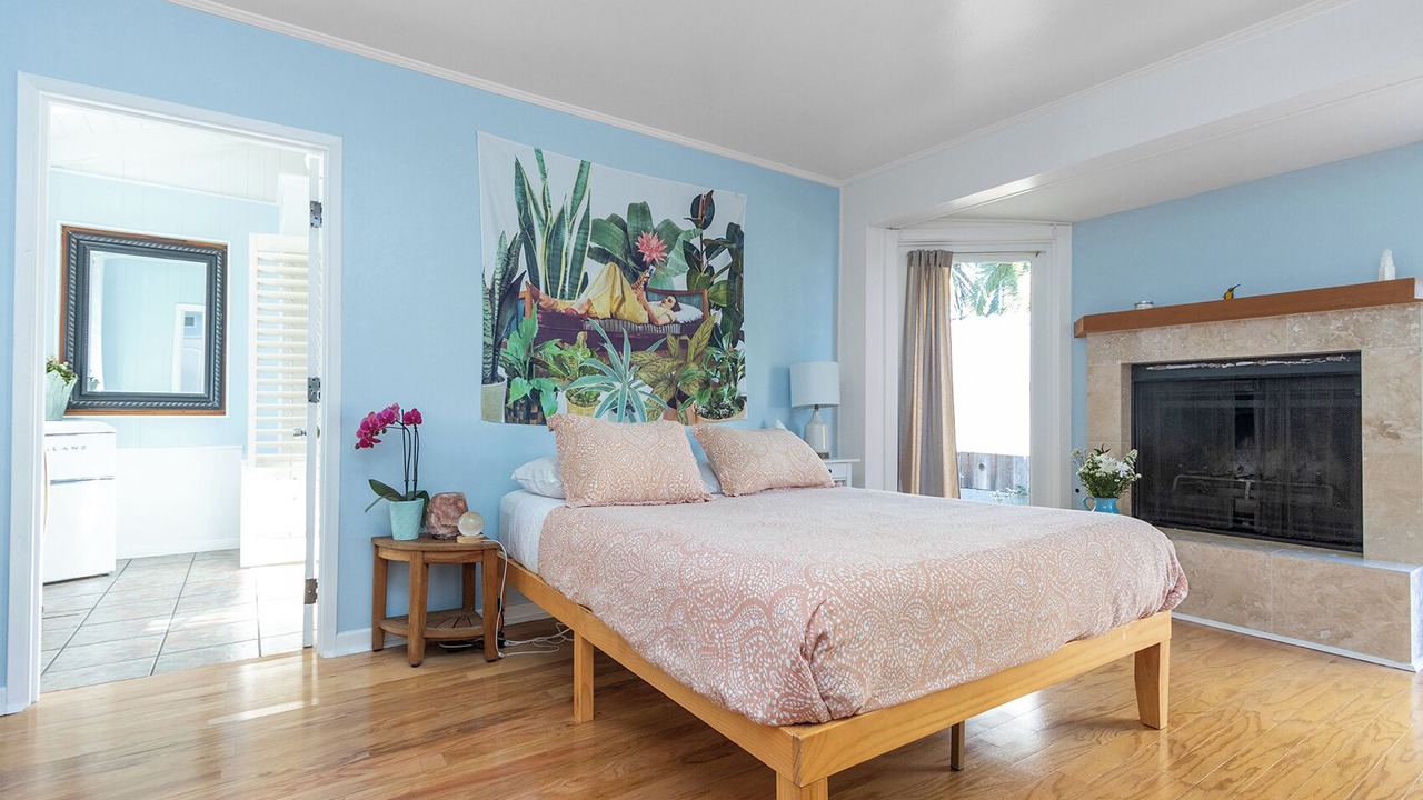 Photo of Bedroom in Alta Mesa
