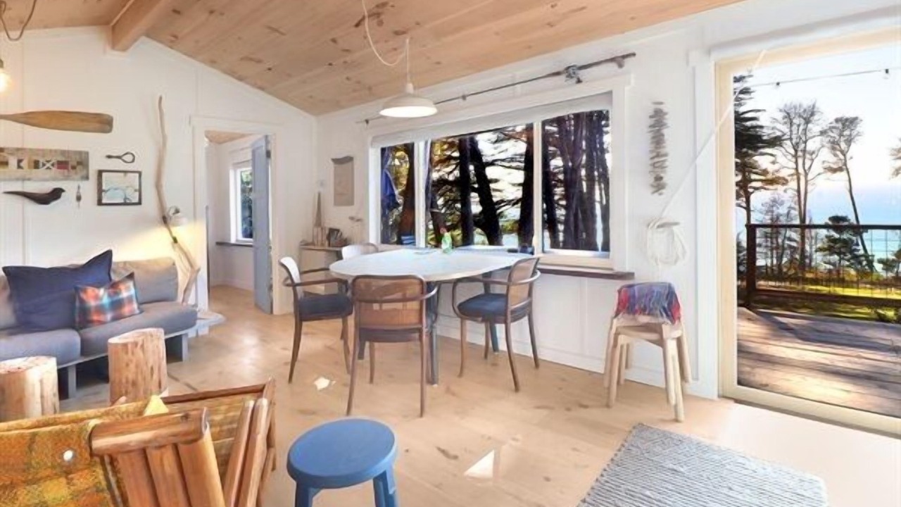 Photo of Livingroom in Timber Cove
