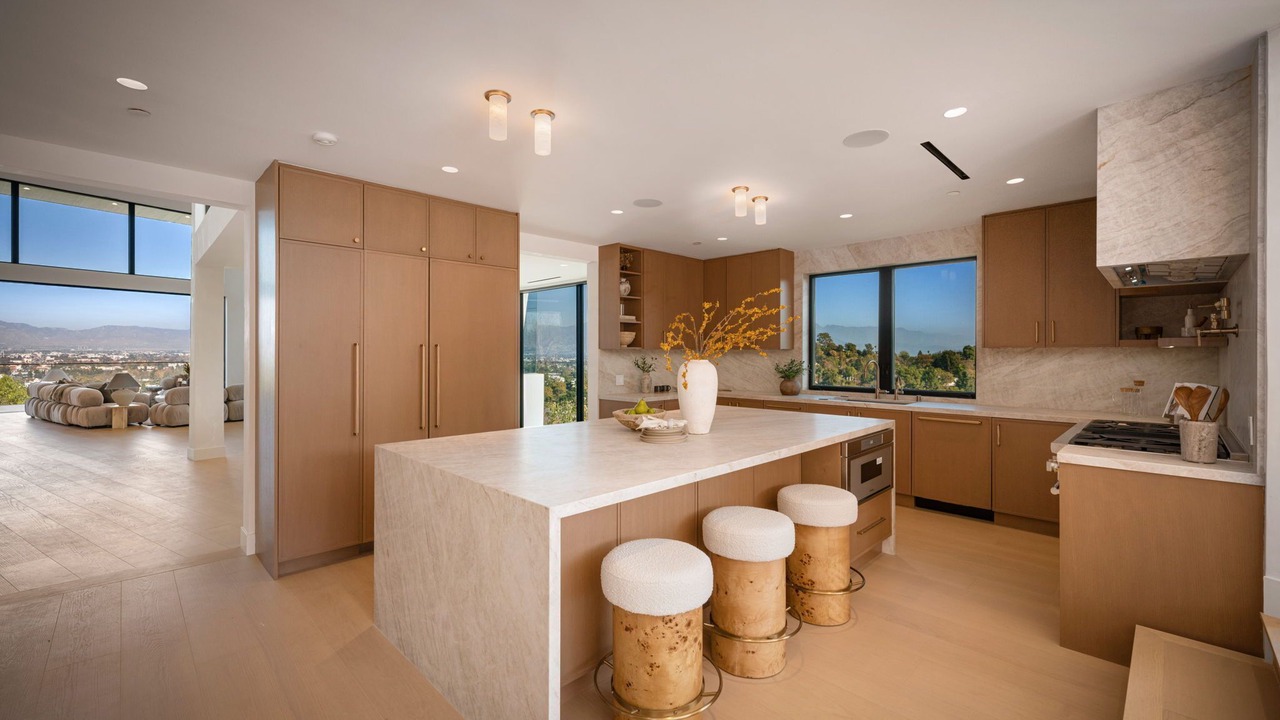 Photo of Kitchen in Hollywood Hills