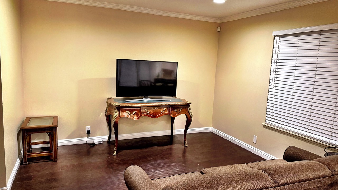 Photo of Livingroom in West Covina