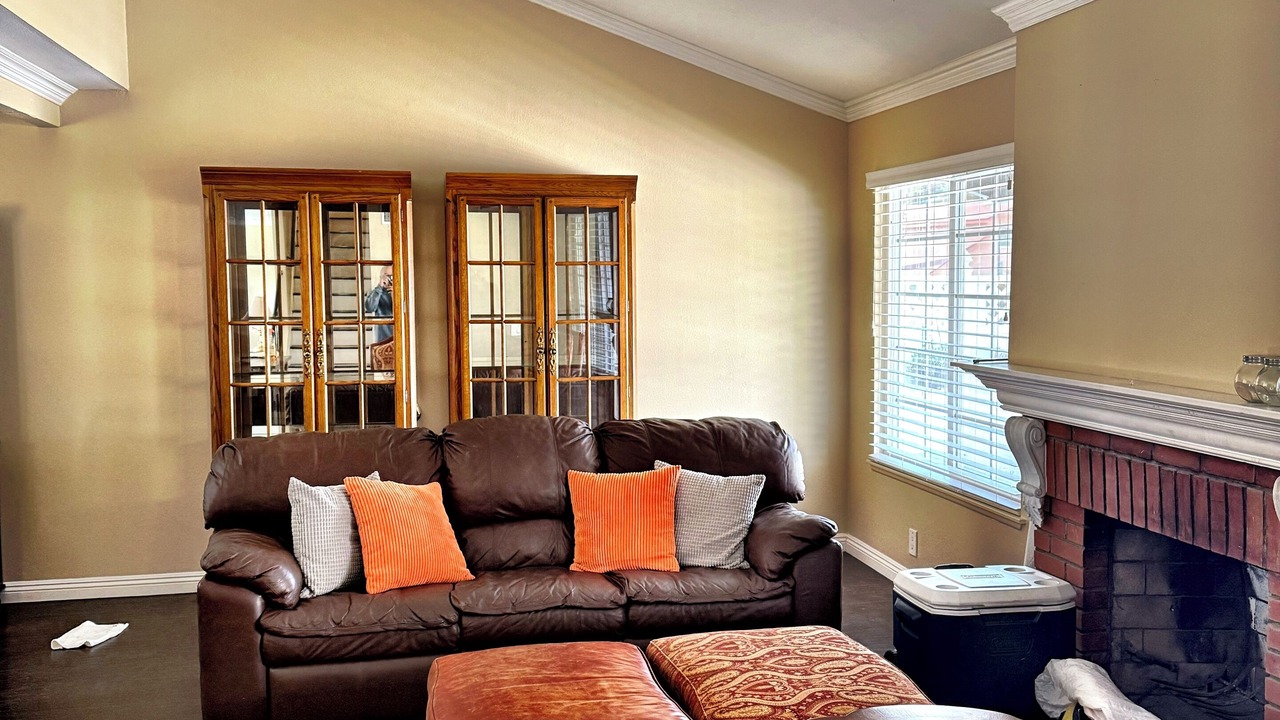 Photo of Livingroom in West Covina
