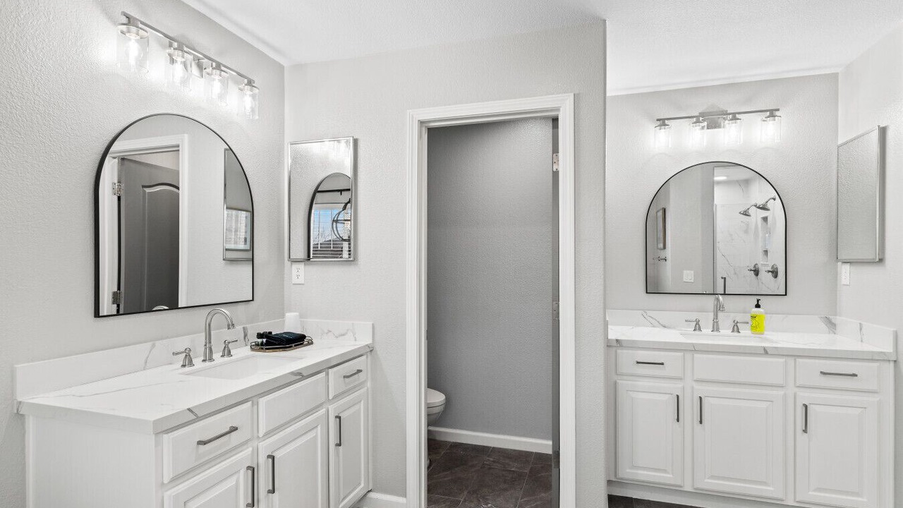 Photo of Bathroom in Oakdale